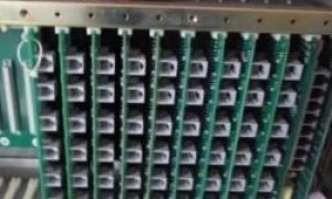 国威电话分机板外线板卡，通过增加电话分机板或是外线板模块就可以扩容了