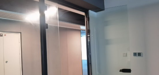玻璃门安装门禁